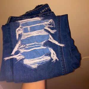 American eagle mom/boyfriend jeans